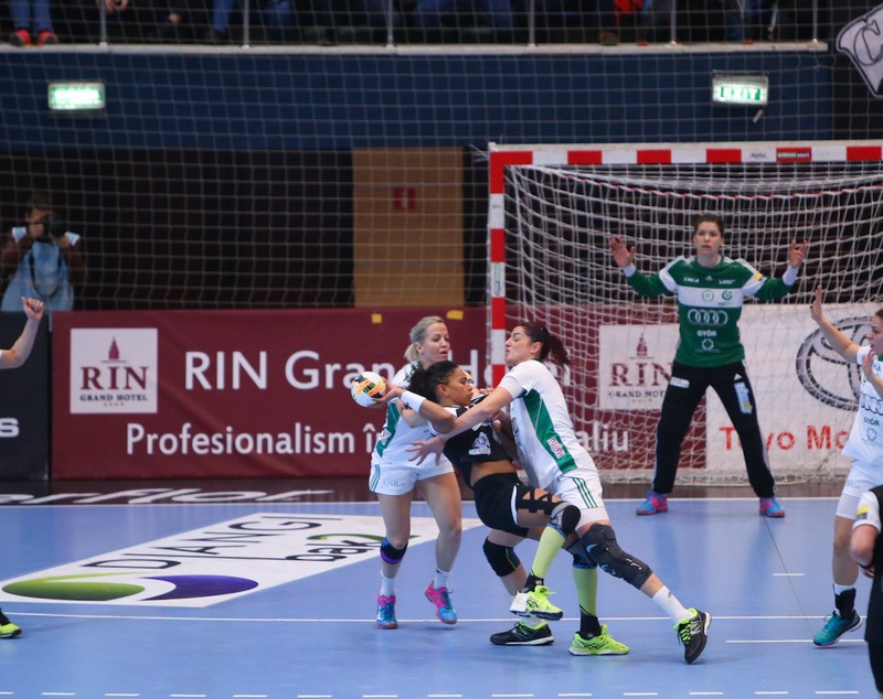 Liga Campionilor, handbal, feminin: CSM București - Gyor 22-24. ^"Tigroaicele" - în "sferturi" cu Rostov-Don, HCM Baia Mare  - cu Buducnost / FOTO