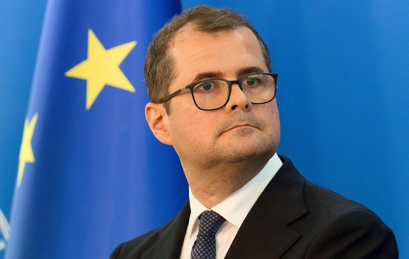 Premierul Republicii Moldova a povestit cum a încercat să vândă țigări în Olanda, în studenție, dar a fost identificat de vameși după un anunț online