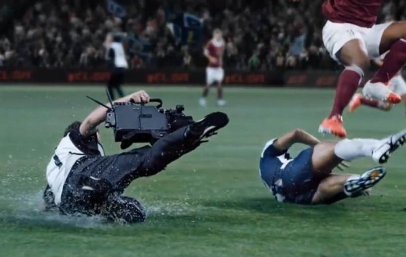 Fotbalul din Liga I, plimbat de colo-colo! Mutare importantă pe piața drepturilor TV: ^televiziunea națională a luat de bun ceea ce a aruncat Antena 1