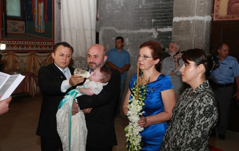Foto&Video | Dragoș Dolănescu și-a botezat fiul