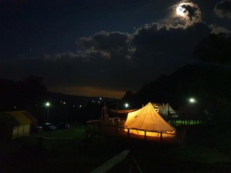 Sunrise Glamping Retreat - camping de lux, România