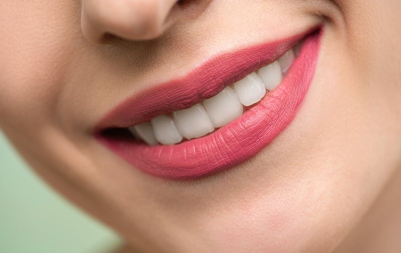 De ce periajul nu este suficient: pașii corecți pentru a preveni inflamația gingivală și problemele dentare