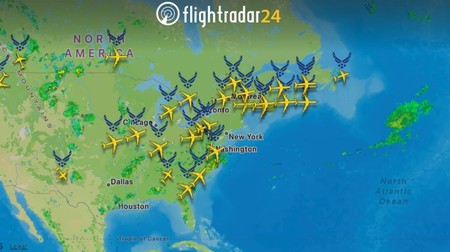 Statele Unite au trimis peste 40 de avioane militare suplimentare în Marea Britanie și Europa, sursă foto: Flightradar24