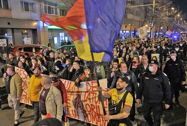 Se pleacă spre Piața Victoriei