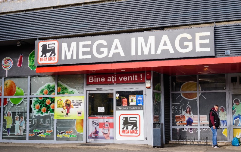 Ce se întâmplă când cauți „Mega Image” pe Facebook: mesajul șocant primit de utilizatori