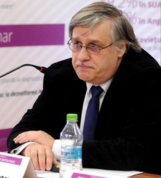 Lucian Miron