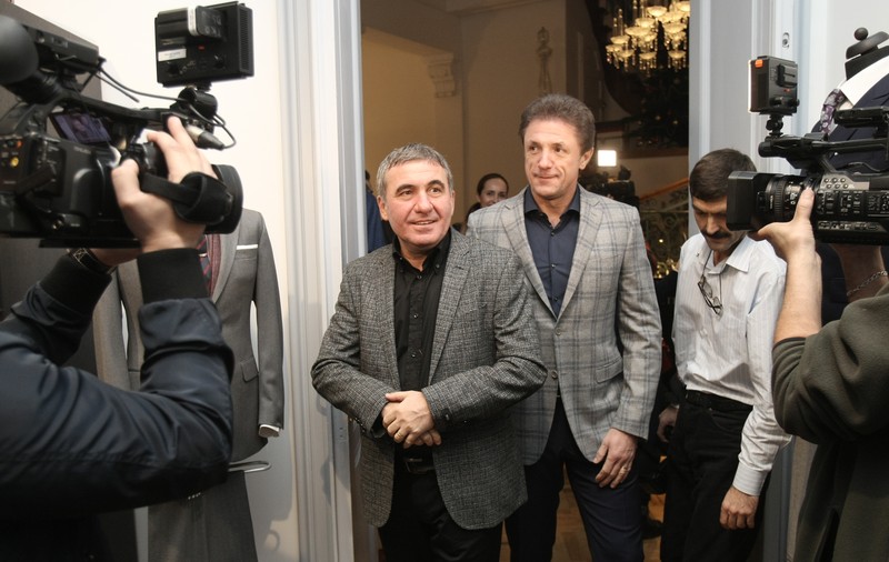 Cum și unde vede Gică Popescu meciul CFR Cluj - Viitorul Constanța. Se înfruntă cel mai bun prieten și cumnatul său / INTERVIU