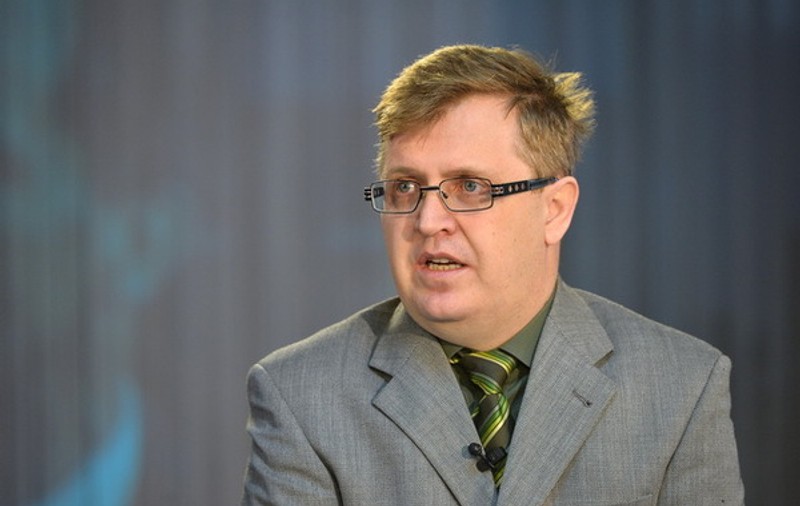 #SalariileRomanilor. Consultantul fiscal Emilian Duca a explicat ce se întâmplă cu salariile românilor de la 1 ianuarie 2018 | VIDEO