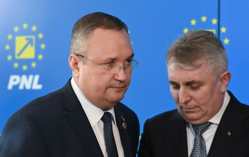 USR şi PMP: „Disperarea PNL sub conducerea tandemului Ciucă - Bode atinge cote maxime”. Liberalii, acuzați de șantajarea primarilor „în stil mafiot”