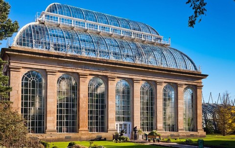 Sera victoriană cu palmieri, Grădinile Botanice Regale, Edinburgh, Scoția – „The Palm Houses” 