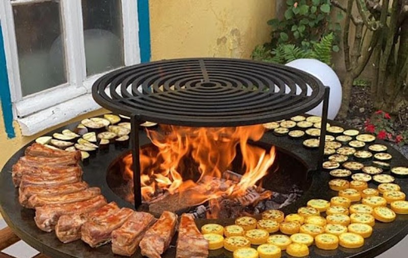 Păreri PEFOC - cum se utilizează spectaculosul grătar cu vatră de lemne OFYR