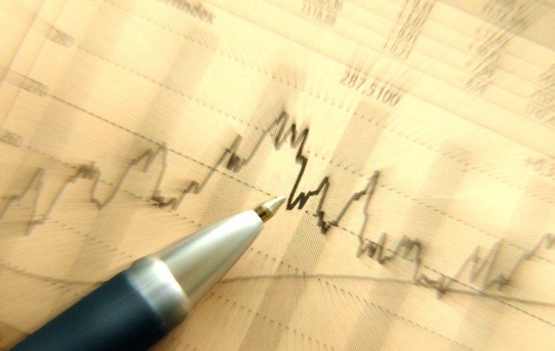 Economia României a scăzut cu 0,2% în trimestrul al treilea față de cel de-al doilea trimestru. Creșterea taxelor a frânat consumul