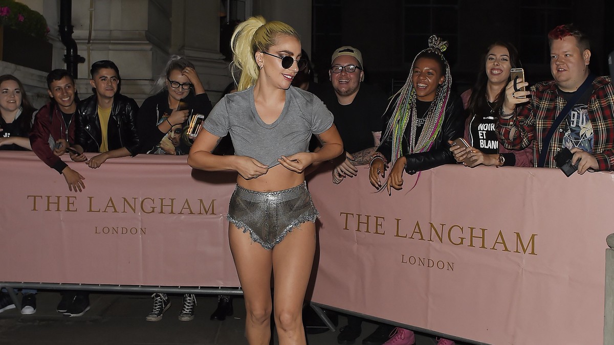 Lady Gaga suferă de sindromul de stres posttraumatic