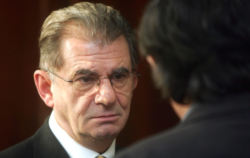 Florin Zamfirescu: ”Pandemia COVID mi-a distrus munca de şase luni. Doar un asteroid ne mai salvează”