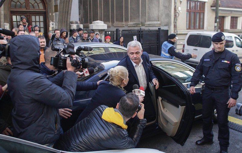 Iohannis, despre ”circul din fața sediului DNA”, la audierea lui Liviu Dragnea: Este clar că trebuie să demisioneze! Sper să se rezolve destul de repede