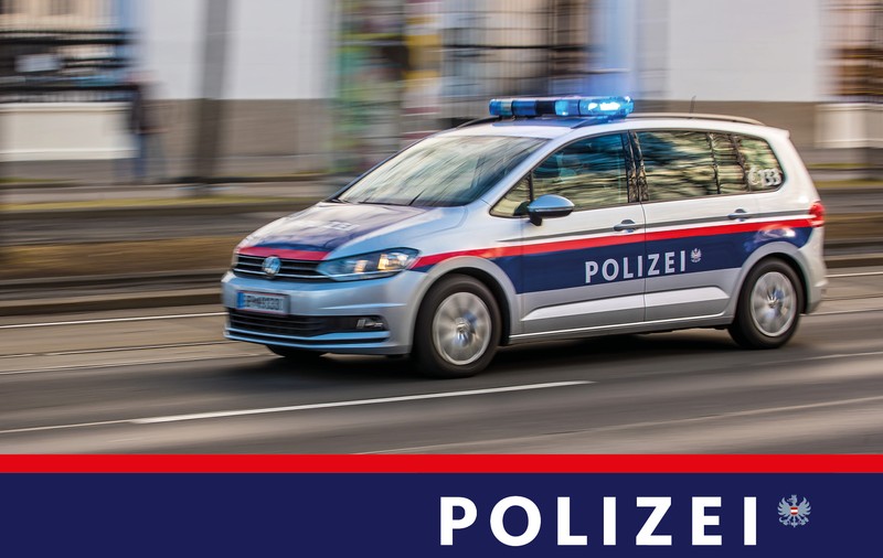 „Împușcăturile încep la 8.00”. Un elev de 15 ani care plănuia un atac și făcuse „lista morților” a fost reținut, în Austria