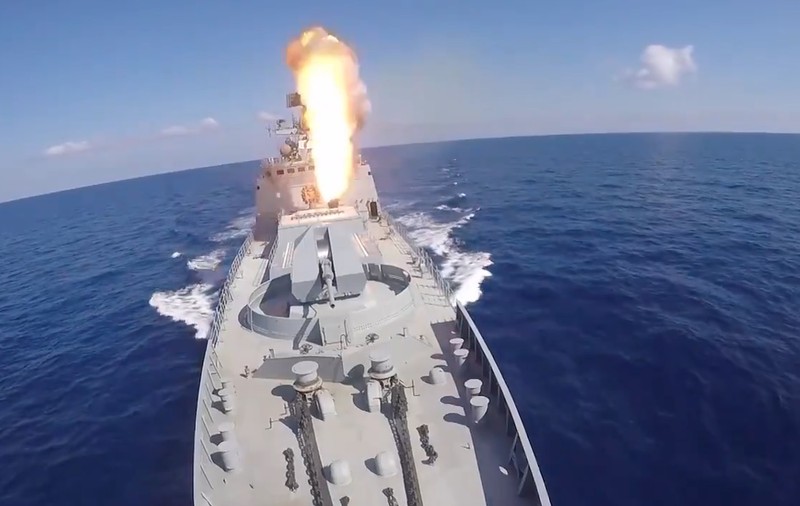 VIDEO| Rusia a lansat şase rachete asupra unor baze ISIS, în Siria