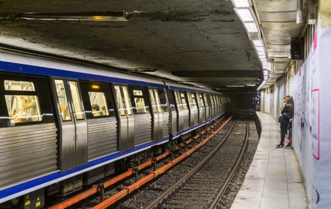 Programul circulaţiei trenurilor de metrou pentru perioada Paștelui