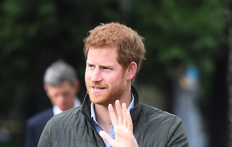 Prințul Harry a vrut să fie scos din linia succesorală la tron