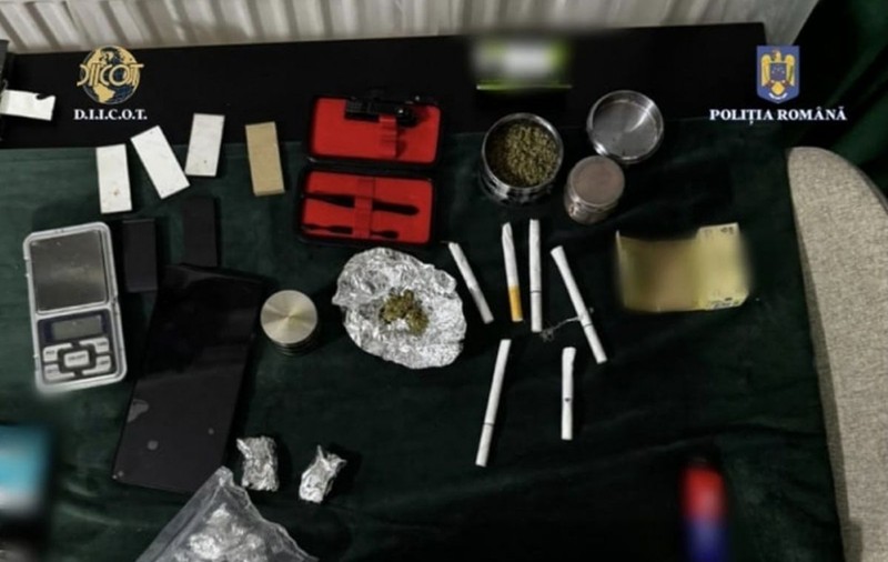 Un poliţist de 32 de ani din Giurgiu, reţinut pentru trafic de droguri