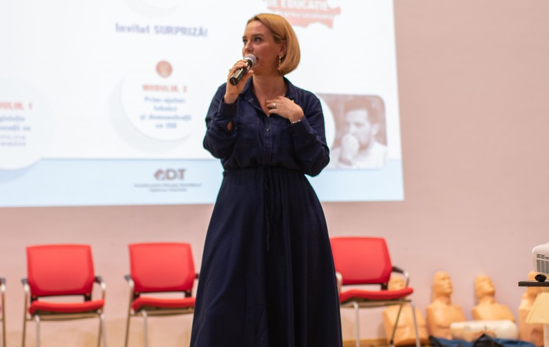 Vedetele le-au vorbit adolescenților despre siguranța în trafic. Andreea Esca, printre invitați