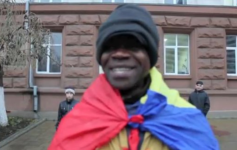 Un african se vrea președinte în Republica Moldova. Dorește unirea cu România