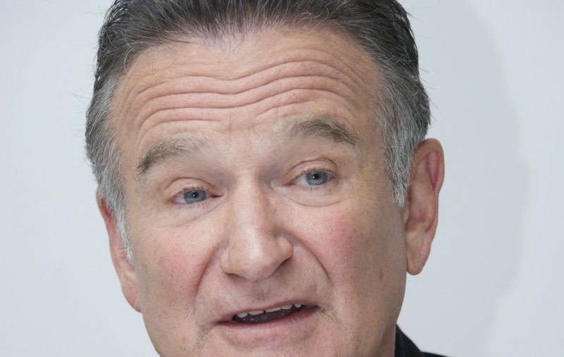 ROBIN WILLIAMS s-a INTERNAT într-o CLINICĂ de TRATARE a DEPENDENŢEI de ALCOOL!
