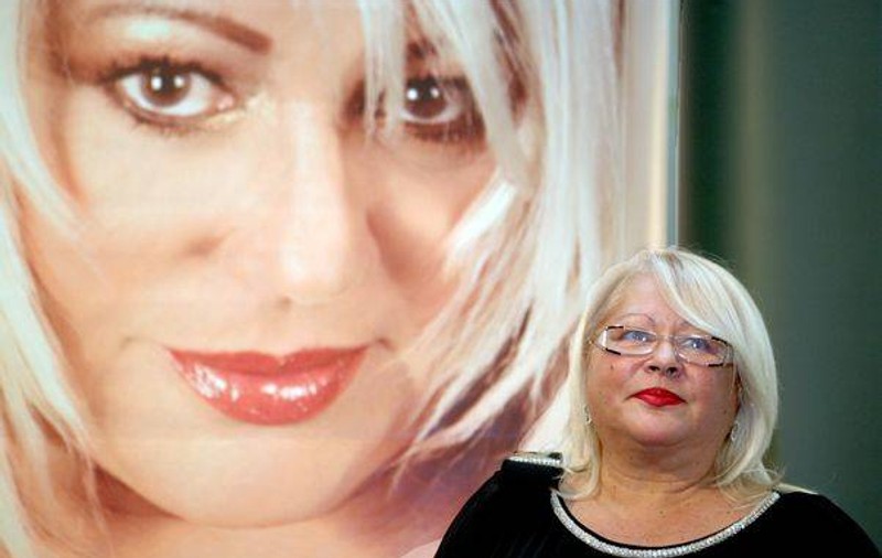 Mirabela Dauer ține dietă și vrea încă o operație estetică: ”Voi mai da jos din burți”