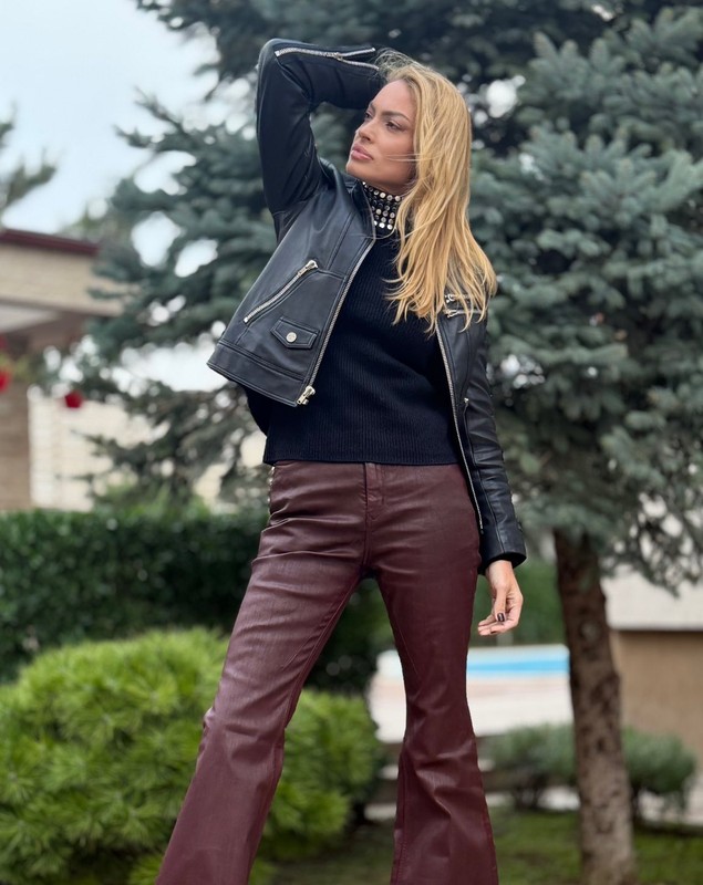 Valentina Pelinel s-a întors din Miami cu kilograme în plus. Cât s-a îngrășat și de ce nu a mai ținut postul Paștelui. „Nu sunt atât de cumințică”
