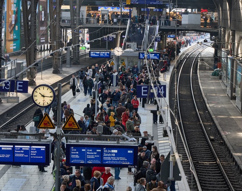 Grevă spontană pe aeroportul din Hamburg, unde e haos și toate zborurile au fost anulate sau amânate