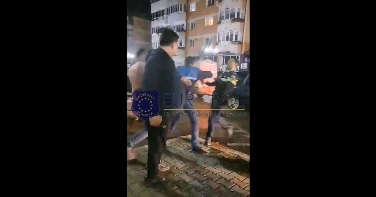 Polițiști înjurați și amenințați în timpul unui conflict la Boldești Scăeni