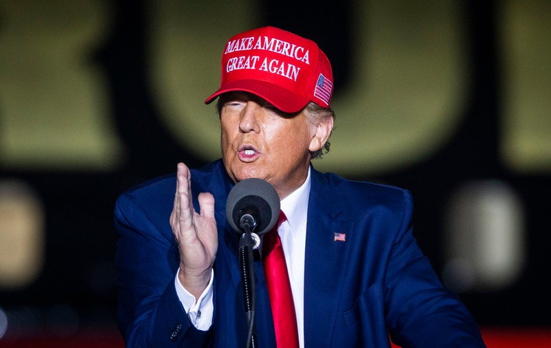 Donald Trump revine pe Facebook și Instagram, la mai bine de doi ani de la suspendare