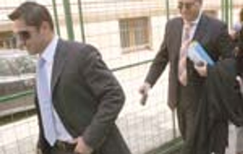 Claudiu Niculescu, vanat de femeile de serviciu