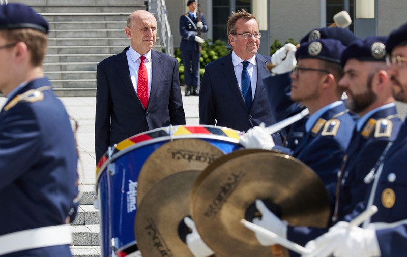 Planul Londrei pentru a-l descuraja pe Putin să apese pe butonul nuclear. Europa mizează pe rachete pentru a-și întări apărarea