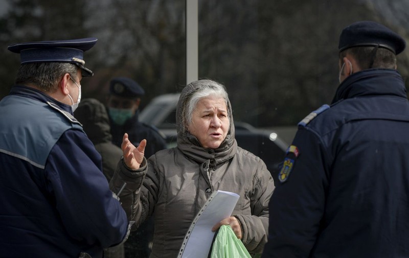 Ministrul Sănătății: „Persoanele vârstnice ar putea fi izolate încă 10-14 săptămâni la domiciliu”