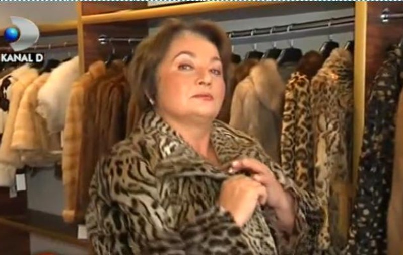 Laura Lavric a dat 3000 de euro pe o blană