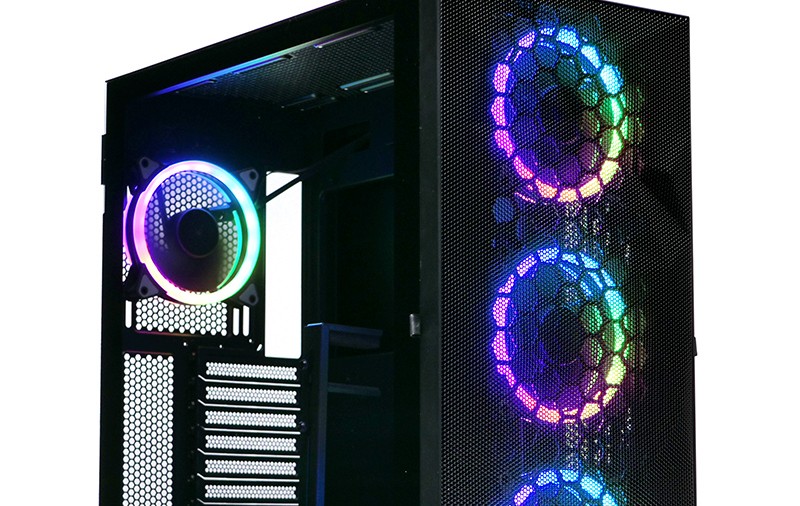 PC Garage lansează propriul brand de carcase, AlphaGear by PC Garage (PUBLICITATE)
