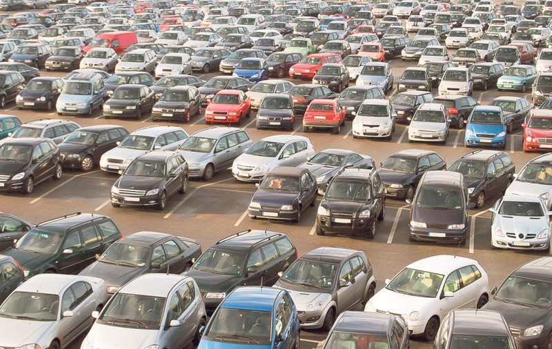 Vrei o maşină la mâna a doua? Cât te costă întreţinerea ei