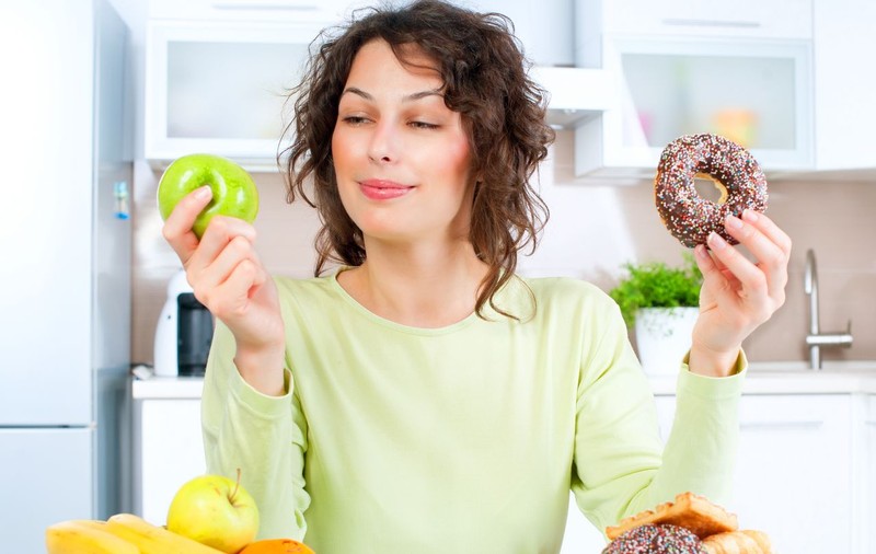 6 trucuri ca să învingi nevoia de dulce