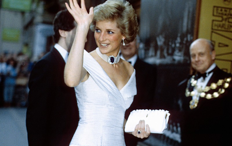 Medicii regali au considerat-o pe Prințesa Diana un ”dezastru dinastic”, din cauza problemelor sale psihice