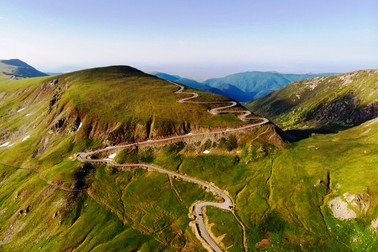 Transalpina este cea mai înaltă șosea din țara noastră