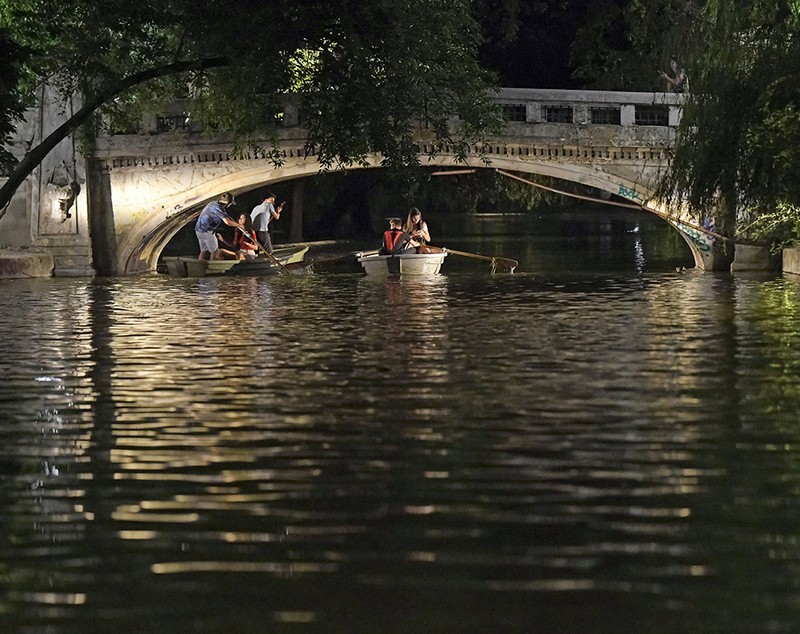 Amprentele arhitecților francezi și nemți din capitala României! Cum s-au construit cele mai frumoase parcuri din București și de unde li se trag numele