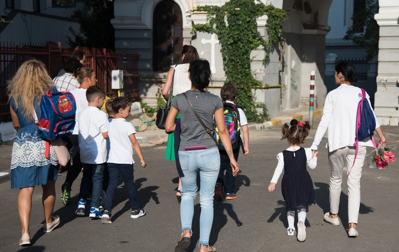 Elevii de clasa a II-a au susținut evaluarea națională la matematică. Ce exerciții au avut de rezolvat