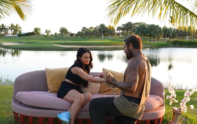 TJ Miles a cerut-o în căsătorie pe Francisca la „Survivor All Stars”. N-a avut inel, așa că i-a dăruit orez: „Vreau să fii soția mea”