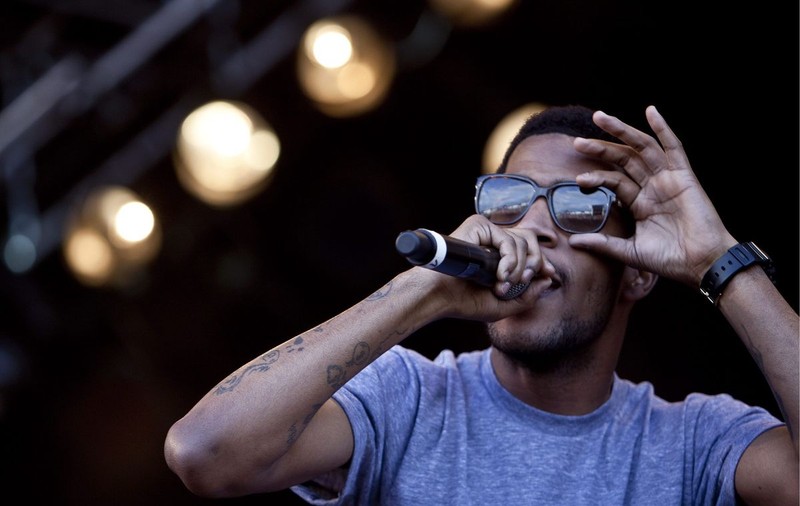 Rapperul Kid Cudi, ameninţat cu pistolul
