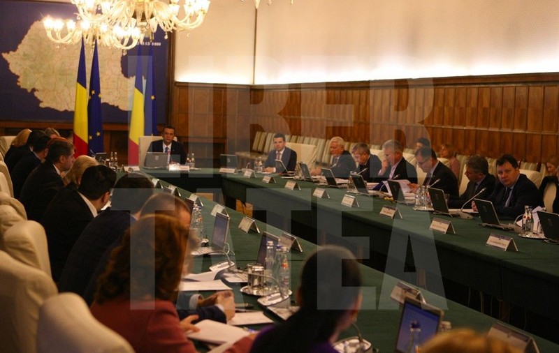 UPDATE / Bugetul de stat pe 2017, amânat de Guvern până săptămâna viitoare, după ședința CSAT. Reacția Administrației Prezidențiale