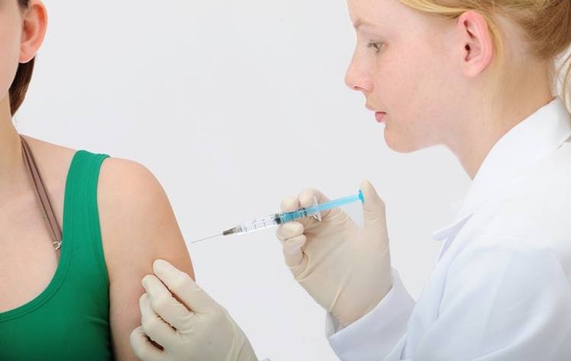 Revoluţionar! A apărut un nou tratament împotriva cancerului bazat pe un virus modificat genetic