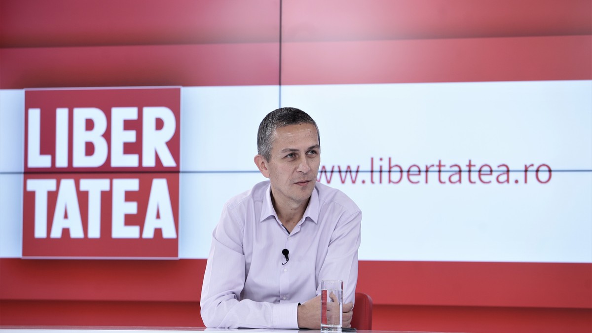 Iulian Stanciu, șeful eMAG, explică de la ora 13.00 de ce au fost introduse noi taxe la transport și plată. Iulian Stanciu