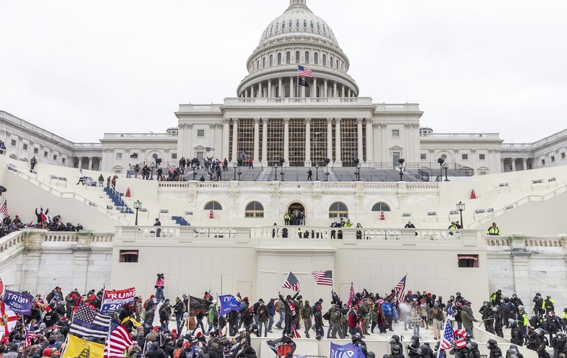 Donald Trump a grațiat 1.500 de participanți de la revoltele de la Capitoliu, în prima zi de mandat