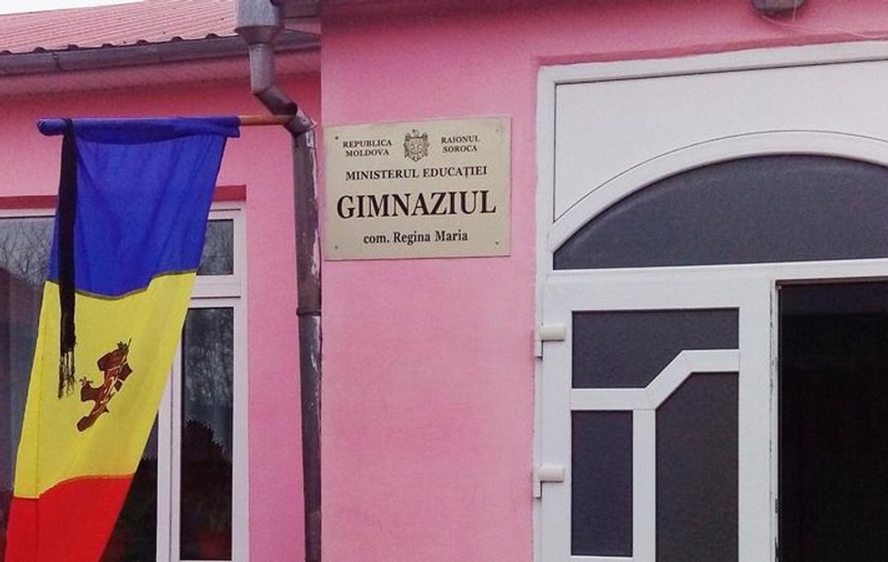 Un sat din Republica Moldova, în doliu pentru Regele Mihai
